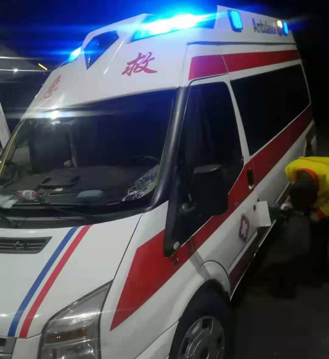 儋州市专业救护车出租